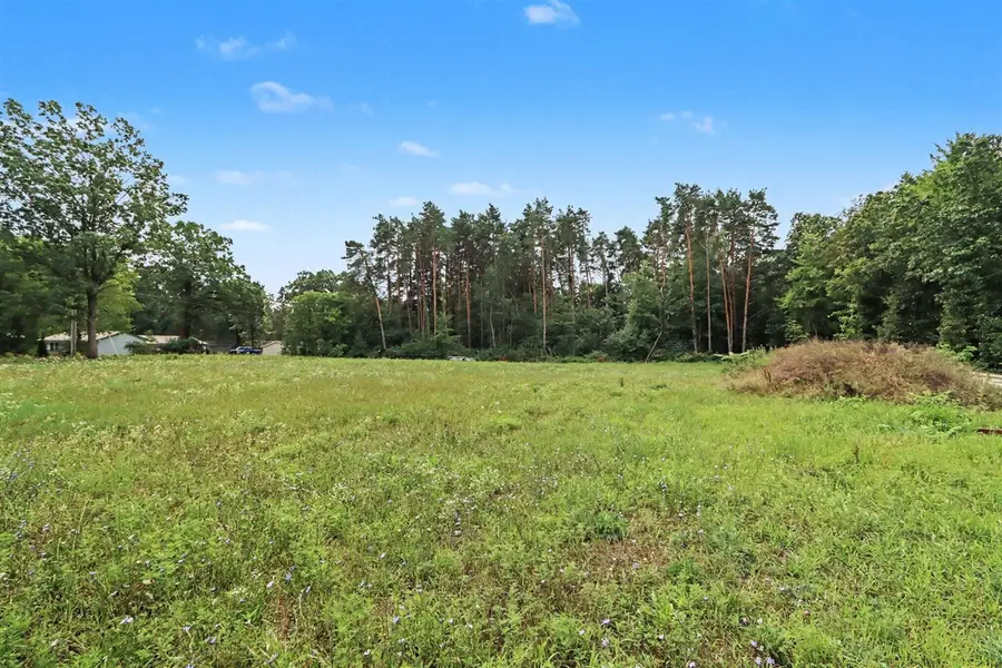 2678 S Patterson, Wayland, MI 49348 - #2