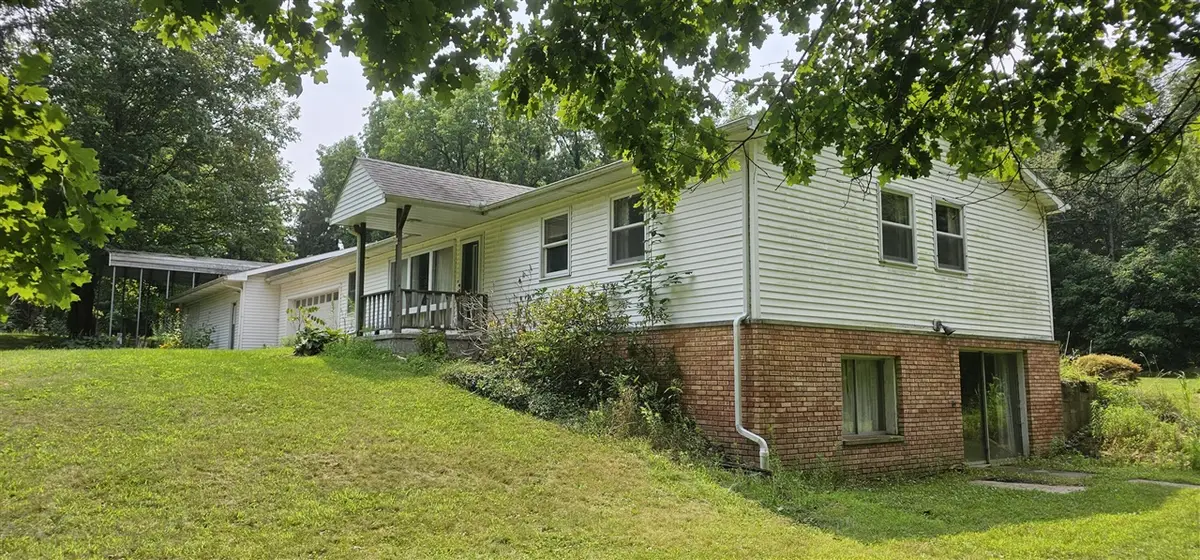 31002 60th, Bangor, MI 49013 - #1