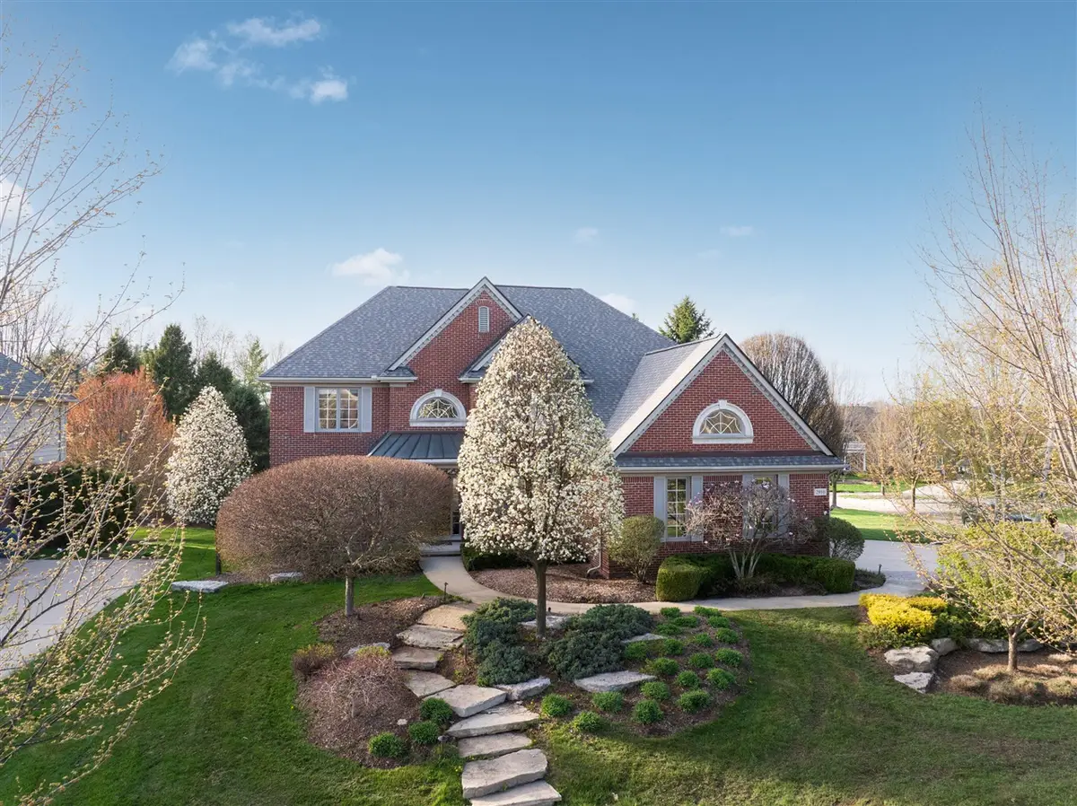 2910 N Addison, Rochester, MI 48306 - #1
