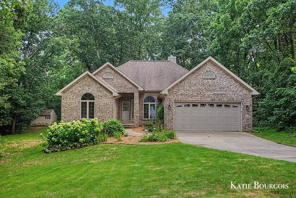 5180 Brookestone, Rockford, MI 49341