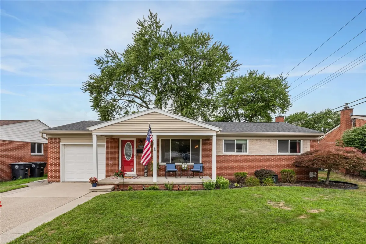 10115 Bassett, Livonia, MI 48150 - #1