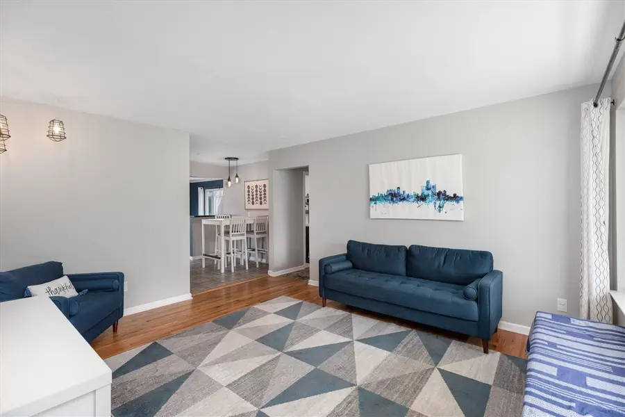 10115 Bassett, Livonia, MI 48150 - #3