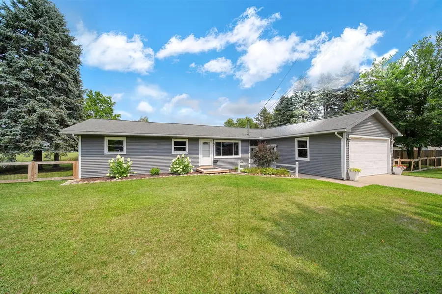 160 N Street, Jackson, MI 49201 - #3