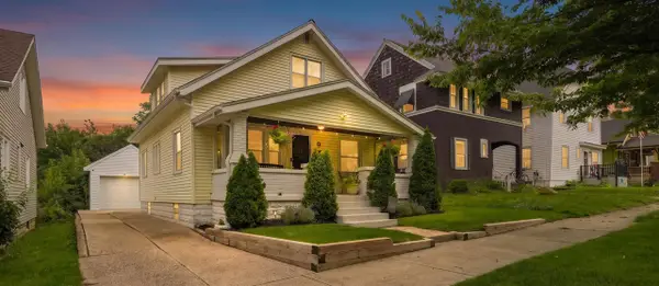 9 Dean, Grand Rapids, MI 49505