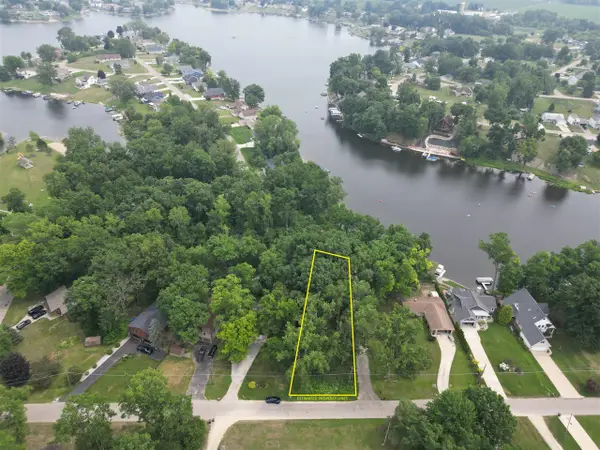 10921 Woodbrook, Cement City, MI 49233