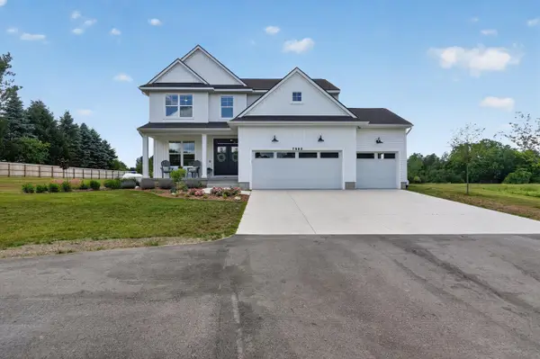 7895 Oak Grove, Howell, MI 48855