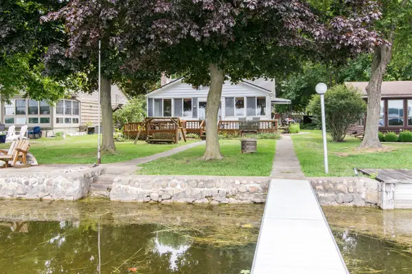 11256 Algonquin, Pinckney, MI 48169