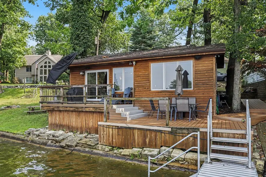 34149 Hillside, Paw Paw, MI 49079 - #2