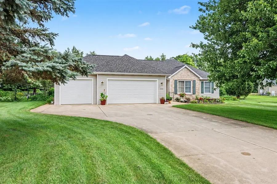 46820 Woodfield, Mattawan, MI 49071 - #3