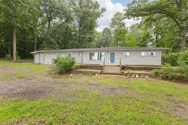 4396 Holloway, Adrian, MI 49221