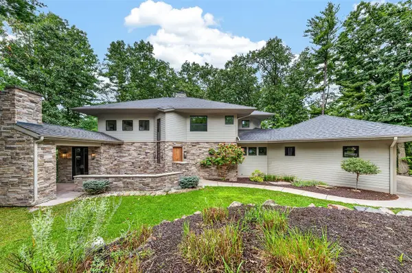 2246 Shelter Pointe, Kalamazoo, MI 49008