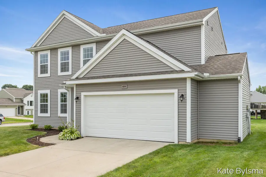 4614 Quaker Hill, Kentwood, MI 49512 - #3