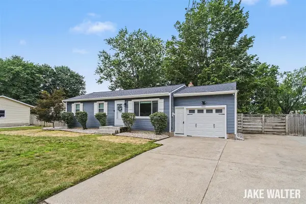 7555 22nd, Jenison, MI 49428