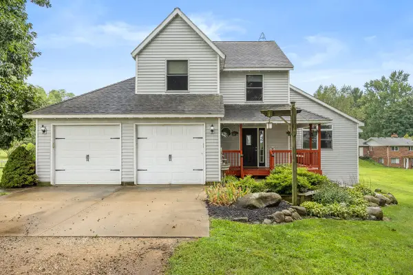 10881 Hoffman, Three Rivers, MI 49093