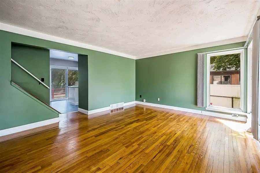 729 Cayuga, Ypsilanti, MI 48198 - #3