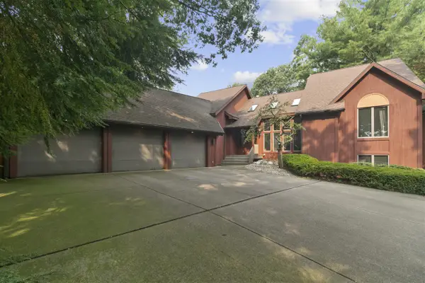 4282 Squire Heath, Portage, MI 49024