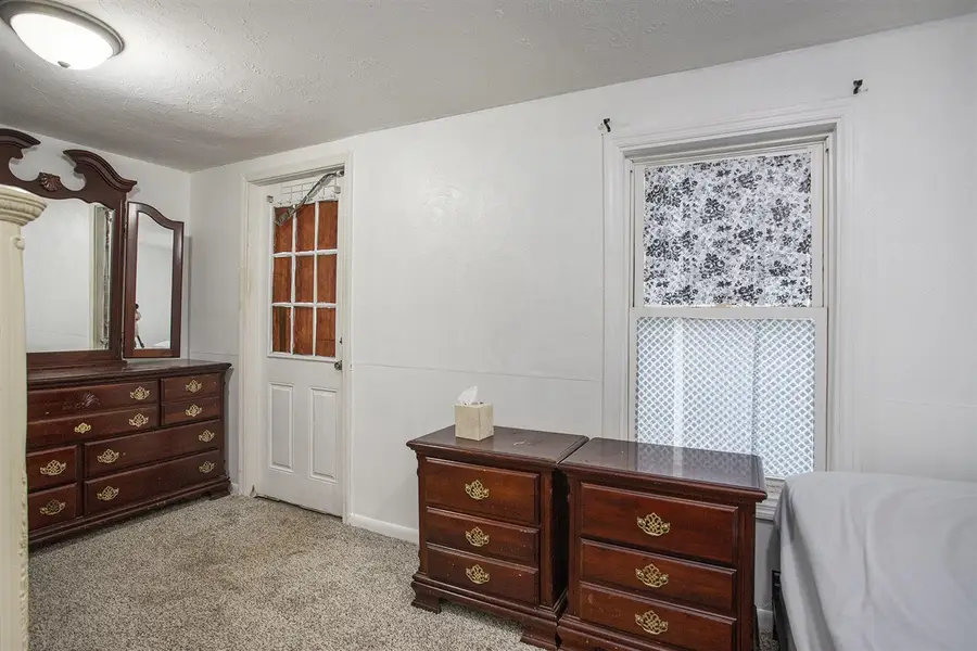 196 N Gardner, Level Park Oak Park, MI 49037 - #2