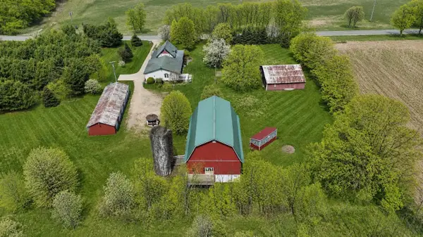 11481 Cressey, Plainwell, MI 49080