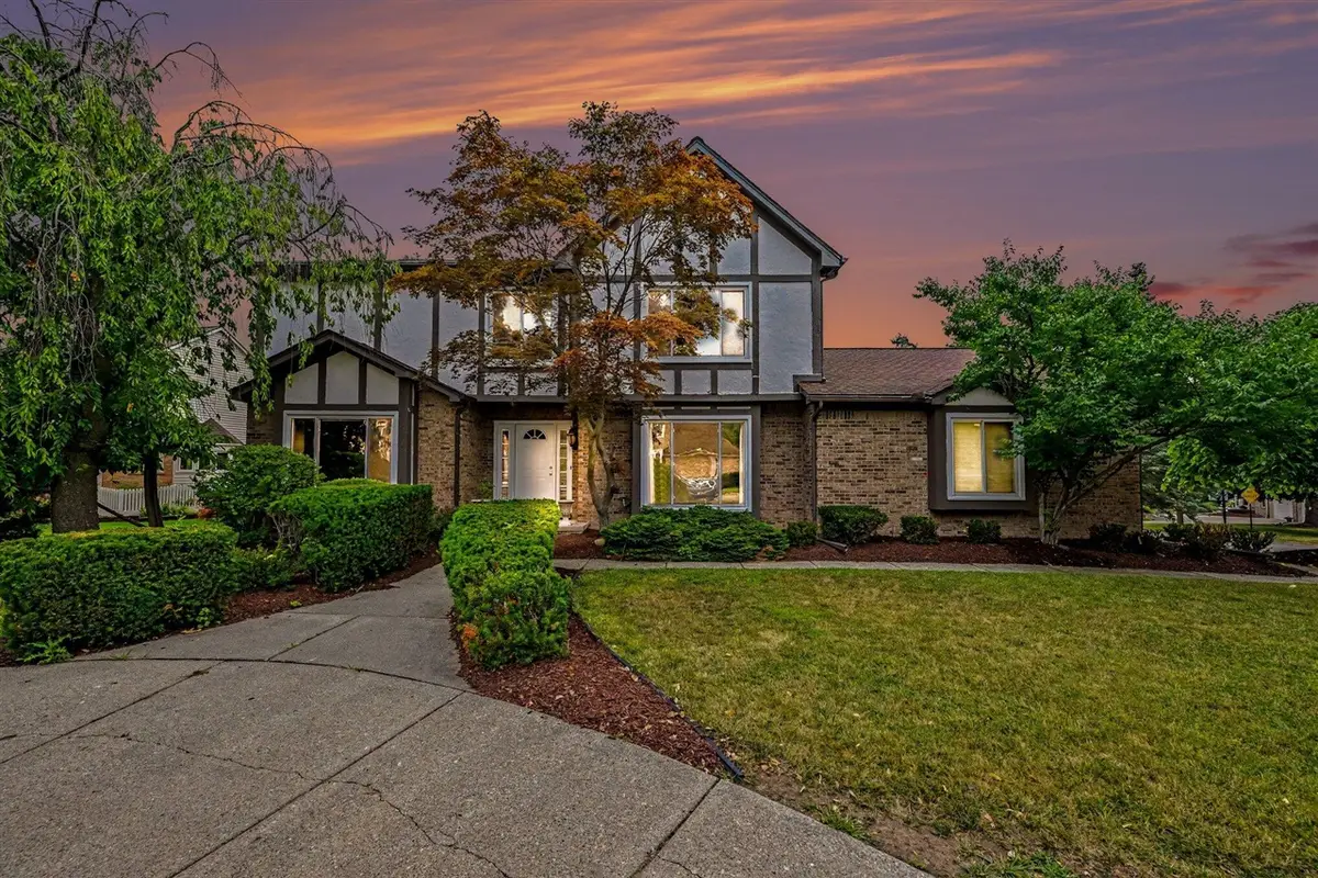 22276 Sheffield, Farmington Hills, MI 48335 - #1