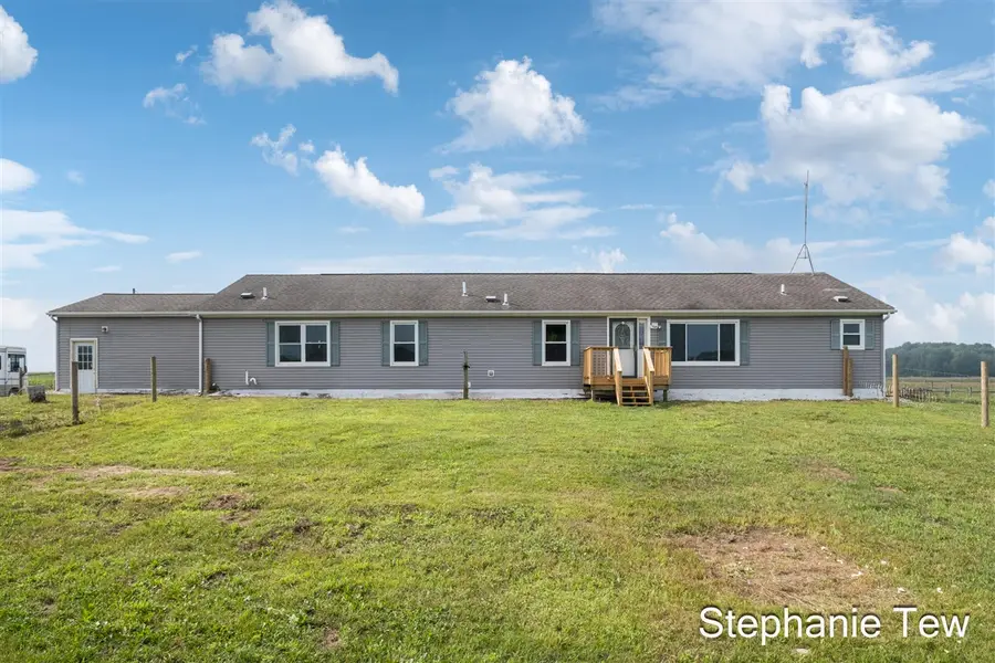4155 N Neff, Edmore, MI 48829 - #3