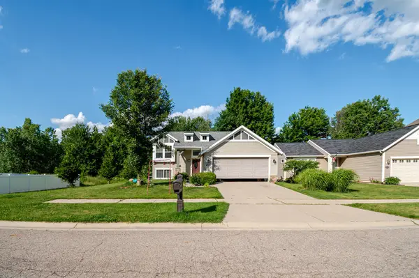 2574 Winterberry, Holt, MI 48842