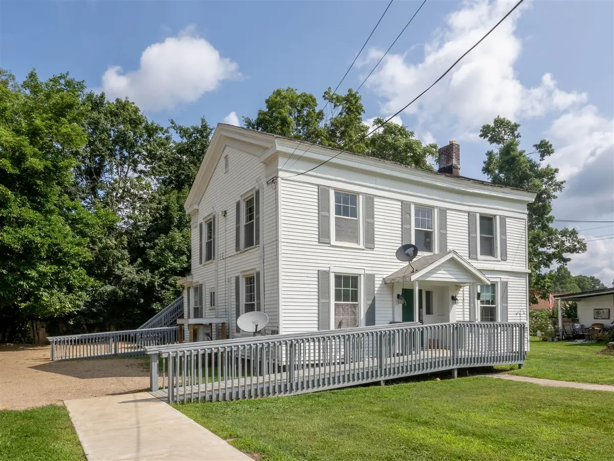 621 Oak, Paw Paw, MI 49079 - #1