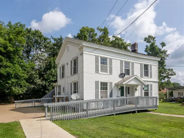 621 Oak, Paw Paw, MI 49079