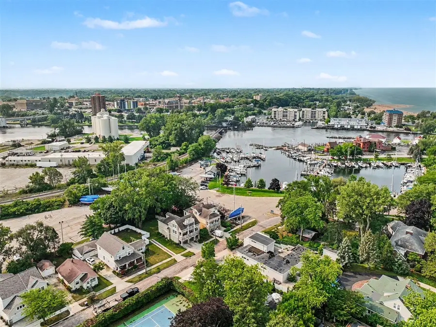 284 Marina, Saint Joseph, MI 49085 - #3