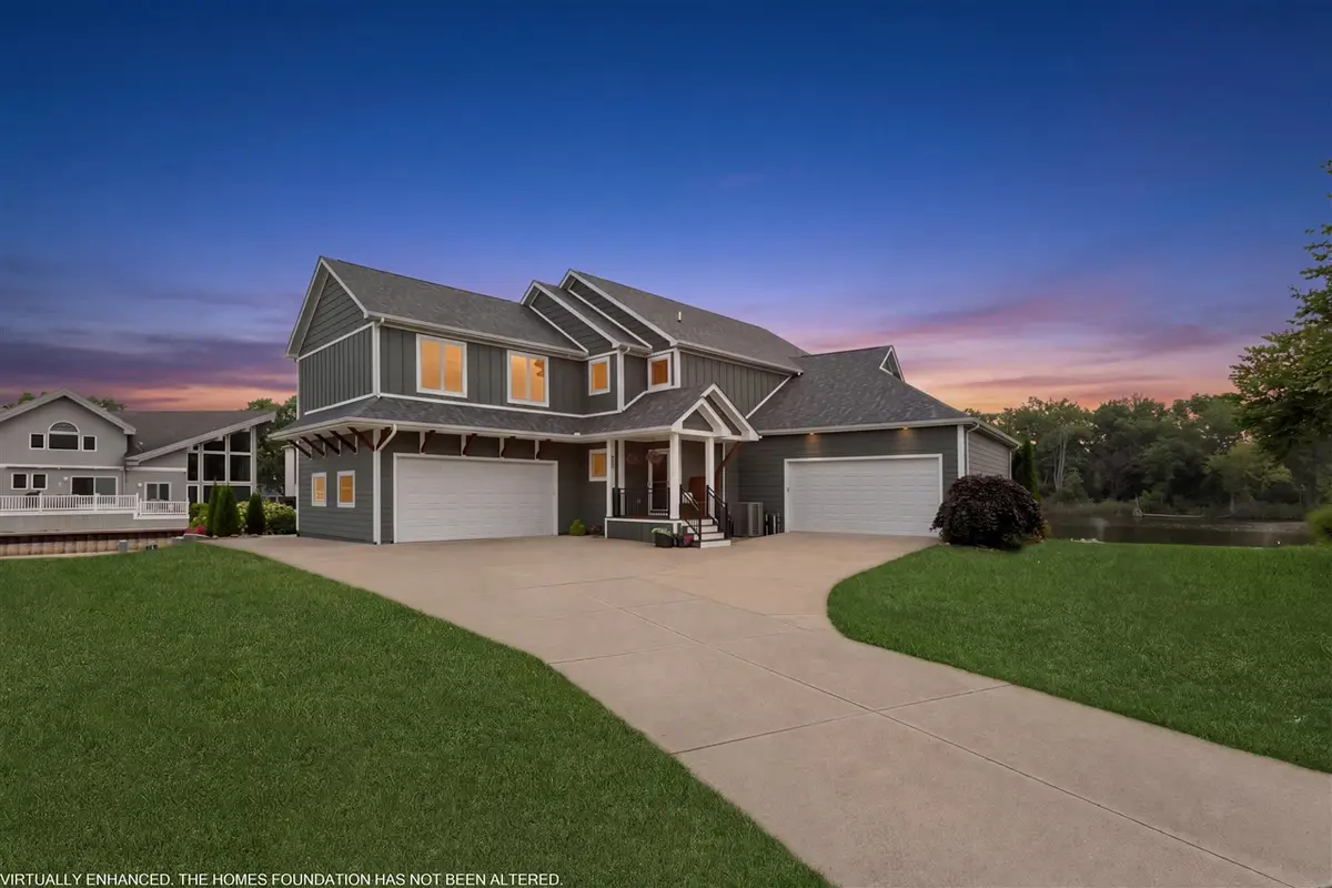2545 Bay Pointe, Saint Joseph, MI 49085 - #1
