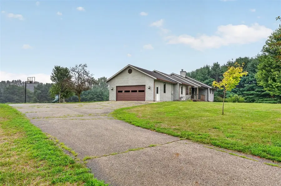 5430 E T, Vicksburg, MI 49097 - #3
