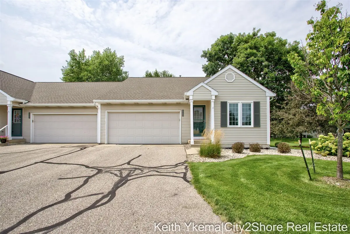 6185 Gleneagle Highlands, Hudsonville, MI 49426 - #1