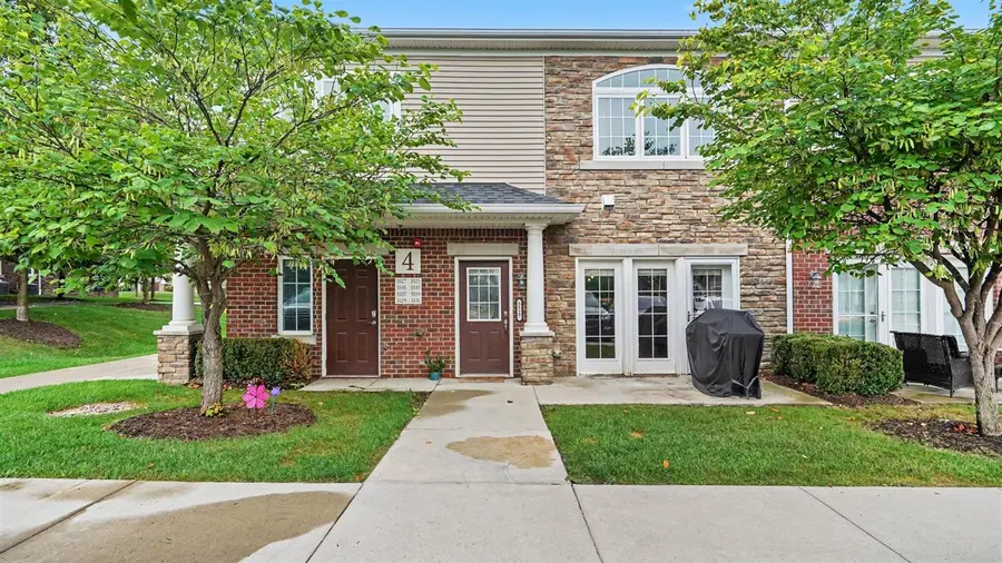 5527 Arbor Chase, Ann Arbor, MI 48103 - #2