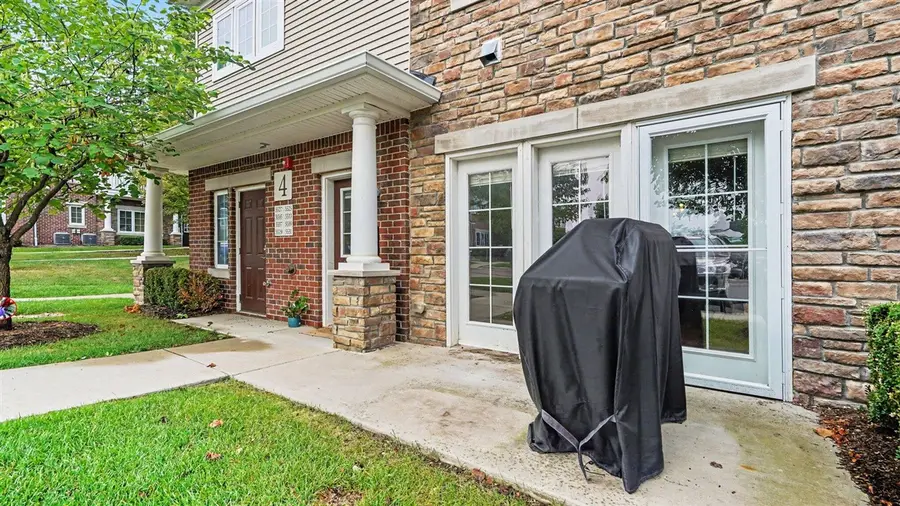 5527 Arbor Chase, Ann Arbor, MI 48103 - #3