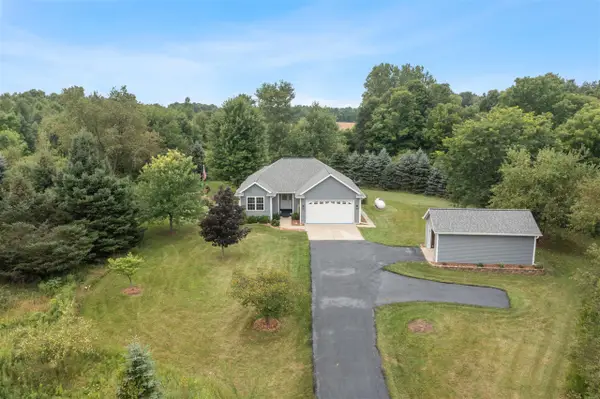 1746 Rowden, Hastings, MI 49058
