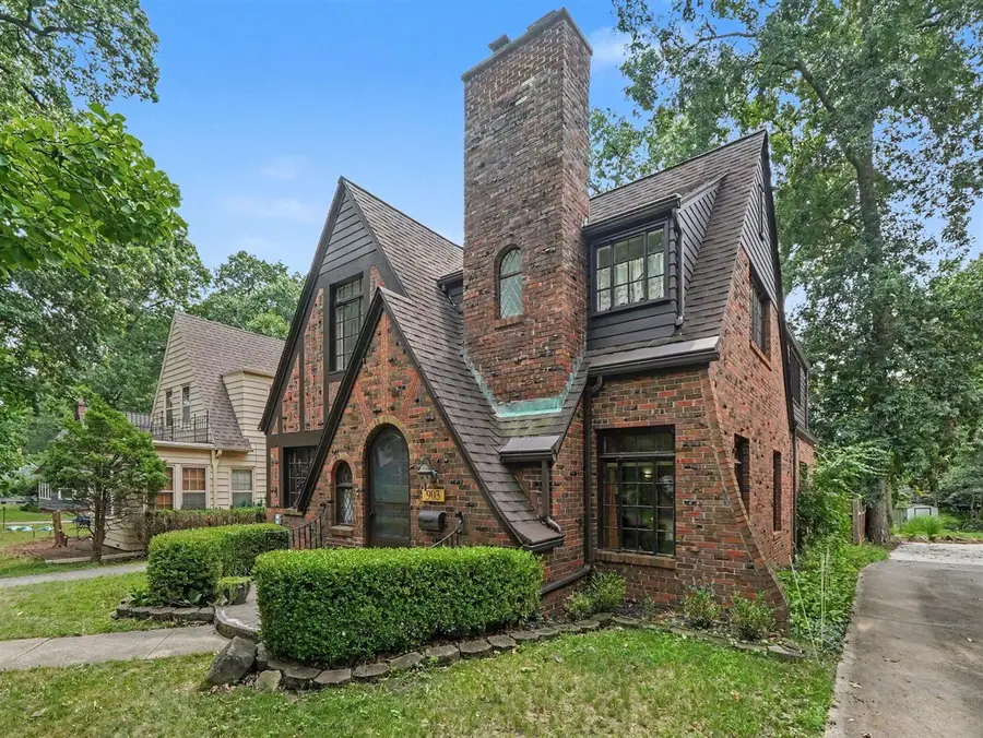 903 Briarcliff, Jackson, MI 49203 - #3
