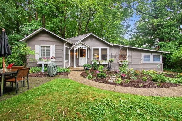 963 Allegan, Saugatuck, MI 49453