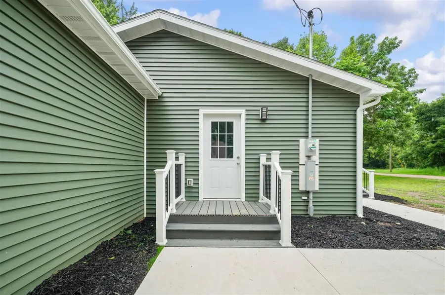584 1st, Niles, MI 49120 - #2