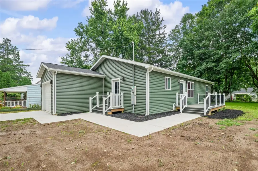 584 1st, Niles, MI 49120 - #3