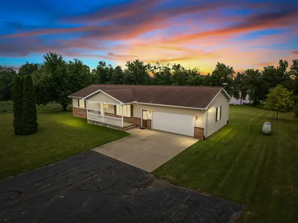 14111 Lime Lake, Hudson, MI 49247