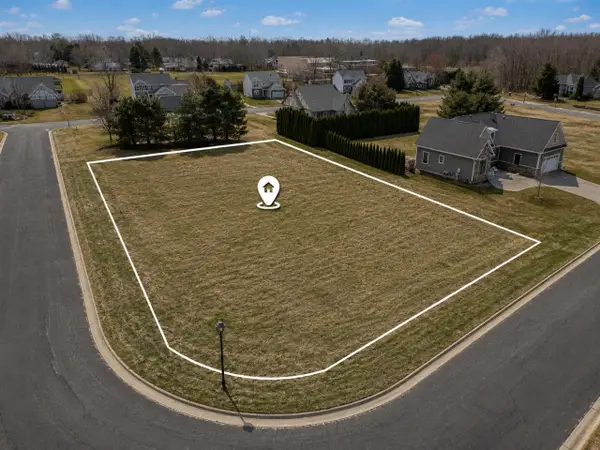 471 Wittenberg, Saint Joseph, MI 49085