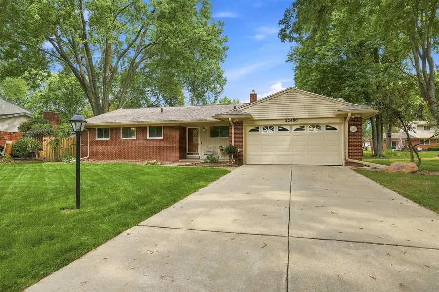 32460 Dunford, Farmington Hills, MI 48334 - #2