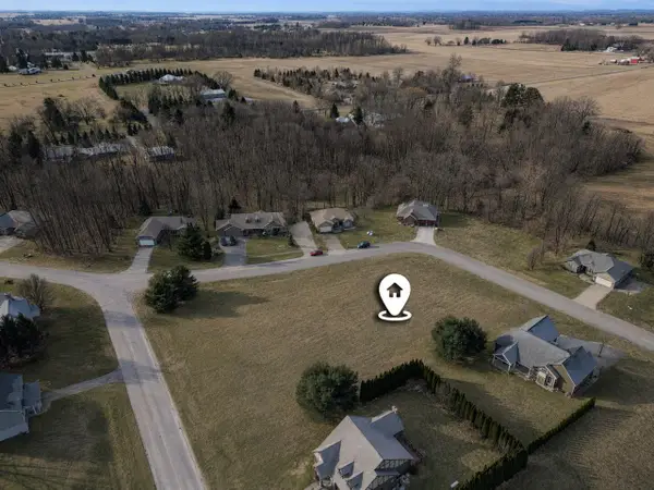 561 Wittenberg, Saint Joseph, MI 49085