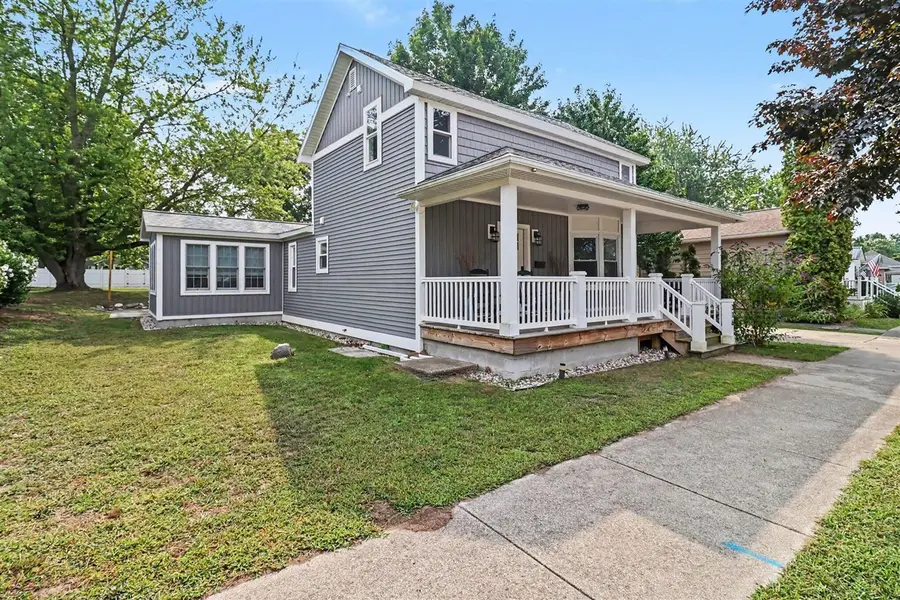316 N William, Ludington, MI 49431 - #2