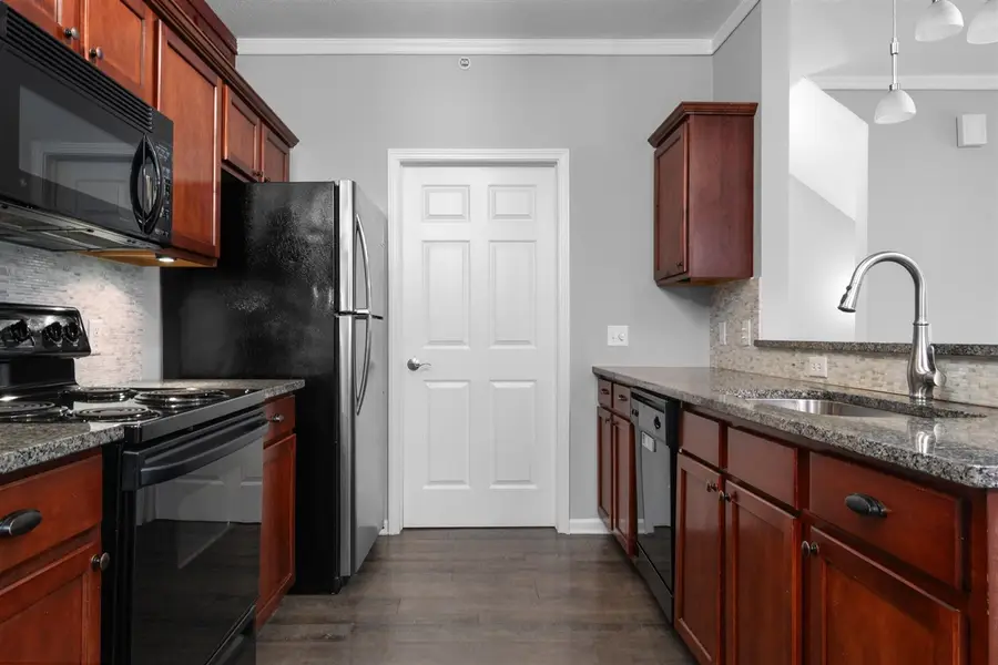 331 Scio Village, Ann Arbor, MI 48103 - #3