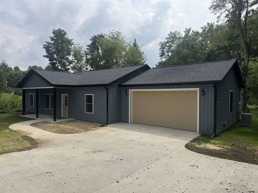 10833 Hoffman, Three Rivers, MI 49093 - #2