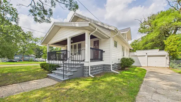 410 Adams, Muskegon, MI 49442