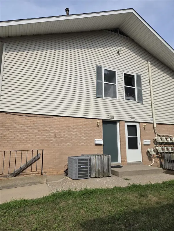 3601 Kenbrooke, Kalamazoo, MI 49006