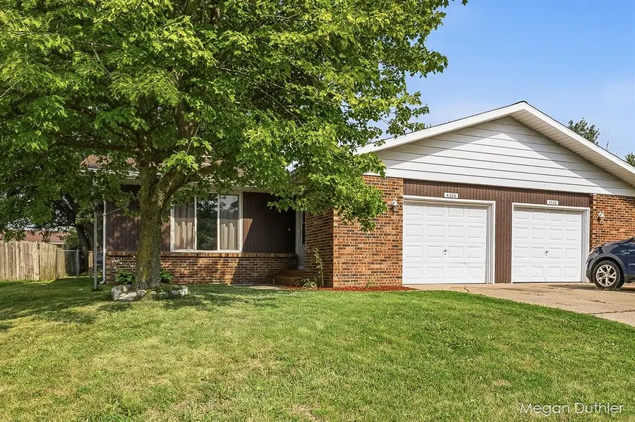 4306-4308 Dawes, Grand Rapids, MI 49508 - #2