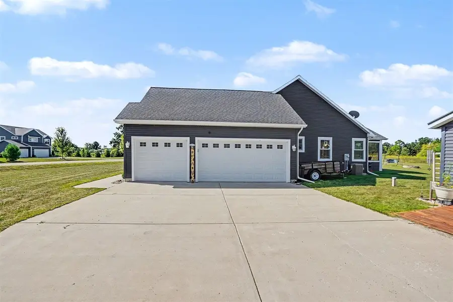 1501 Whitepine, Mount Pleasant, MI 48858 - #3