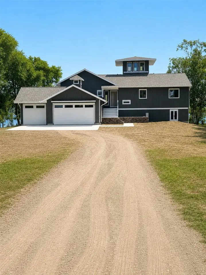 808 S Lakeshore, Ludington, MI 49431 - #2